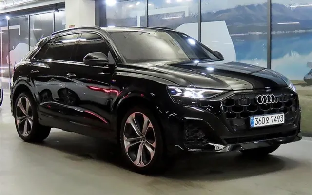 수원저신용자중고차전액할부 Q8 55 TFSI 콰트로 프리미엄 매물 사진 11 - 2026/04 2,174km